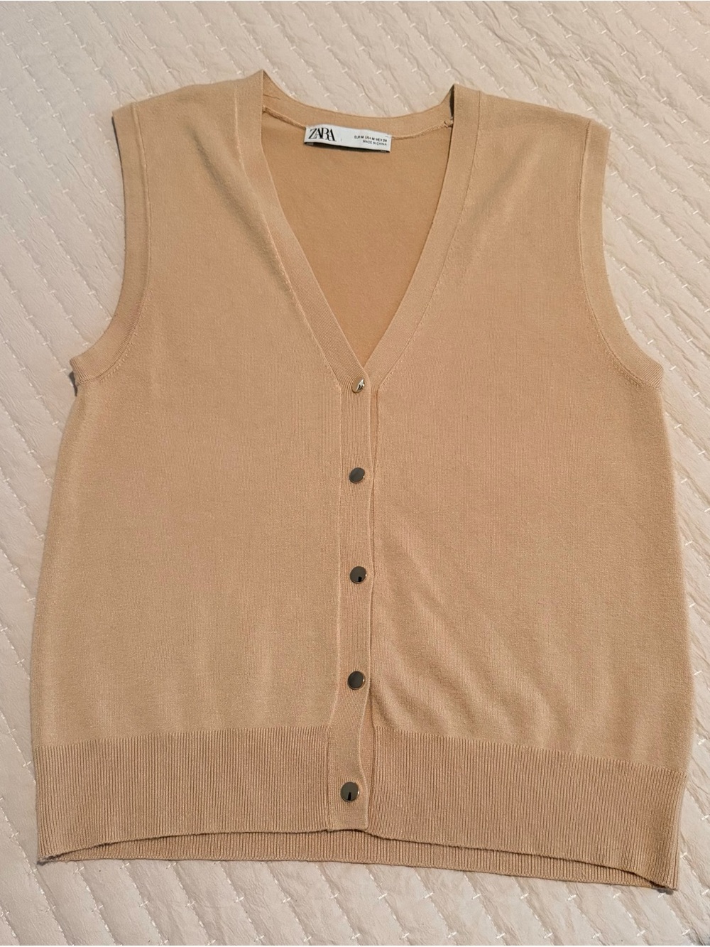 ZARA Tan Button-Front Sleeveless Knit Vest